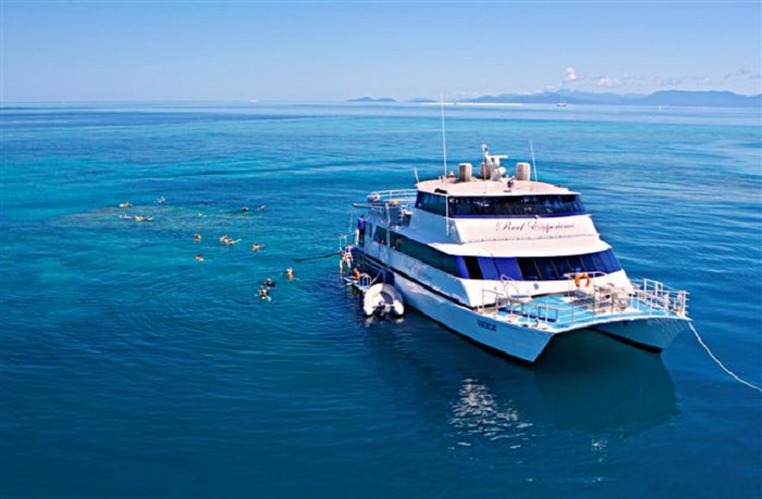 Great Barrier Reef Deluxe Boat
