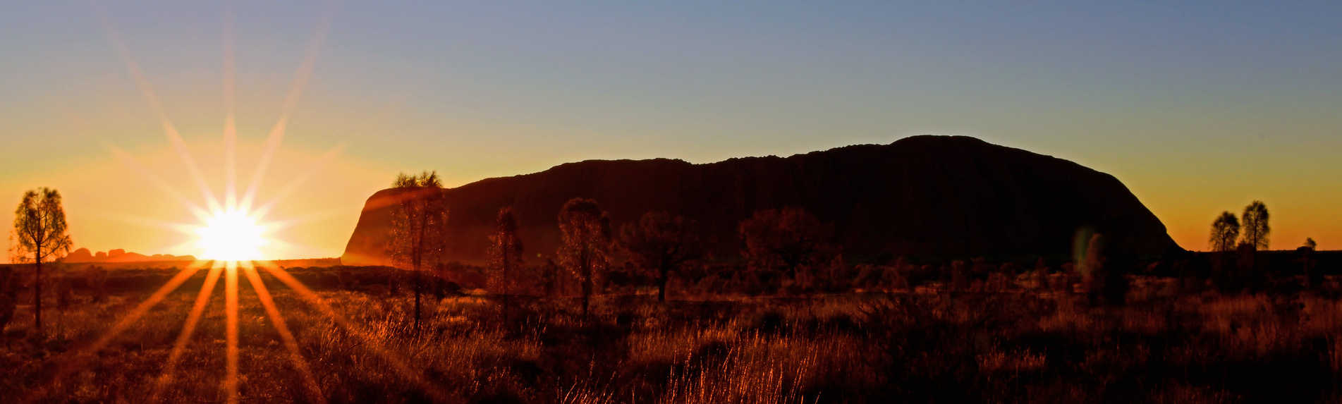 Why is Uluru closing down?