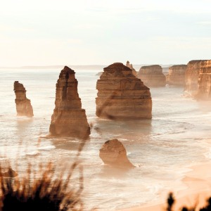 1 Day Great Ocean Road & 12 Apostles Deluxe Tour